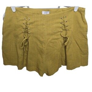 J.O.A. Just One‎ Answer Lined Lace Front Mustard Yellow Shorts Women's Size L